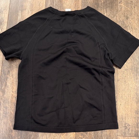 Stylish Black Kids Athletic top - Picture 8 of 8